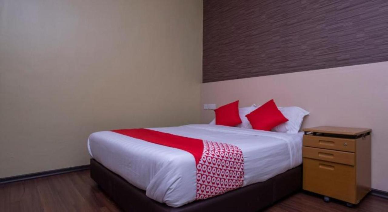 D'Pinetrees Hotel Johor Bahru Bagian luar foto